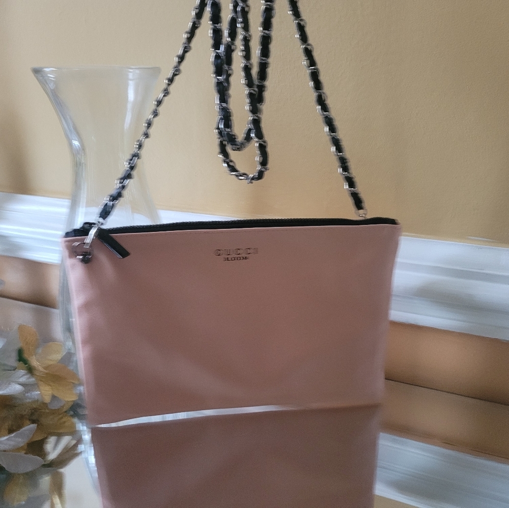 Gucci - Picture 16 of 17